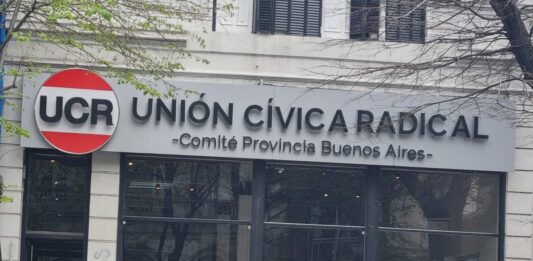 Tras el fallo de la Justicia, en el que se detectaron irregularidades en la elección, dirigentes radicales le reclamaron al presidente del partido la intervención de la UCR bonaerense.