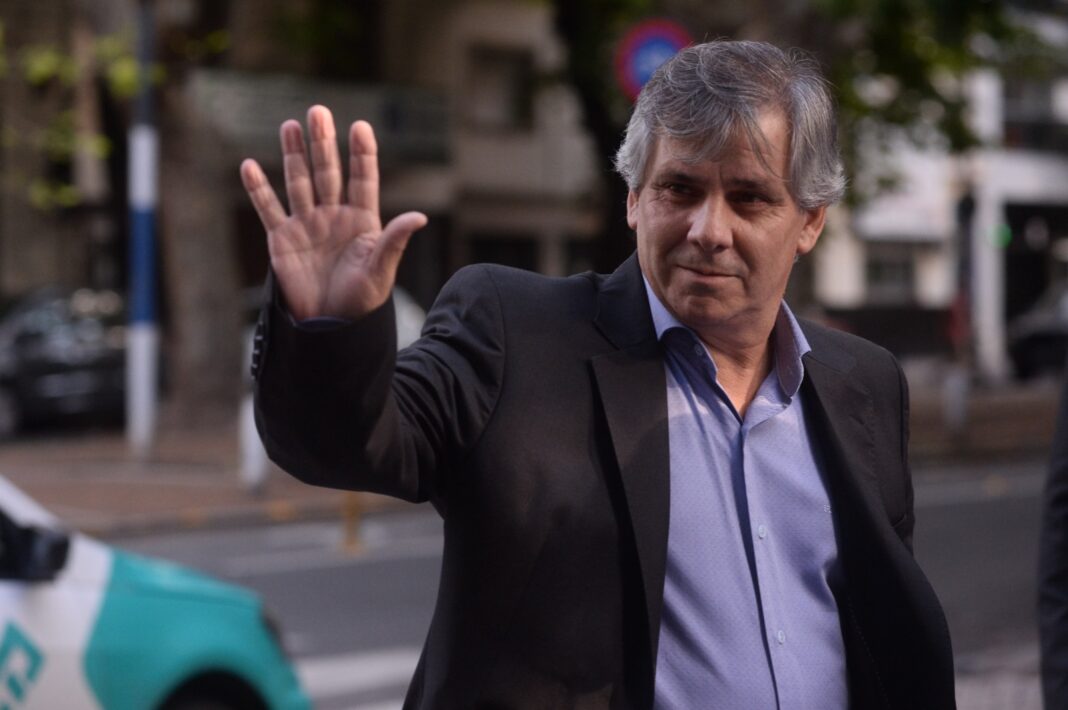 El intendente de Chivilcoy, Guillermo Britos teje alianzas con Kicillof y los libertarios para fortalecer su armado vecinalista.