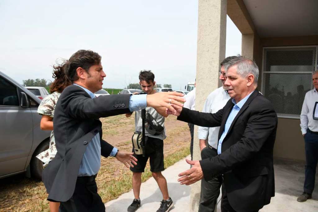 Britos se mostró con intendentes que respaldan a Kicillof y crecen las versiones de un acercamiento al oficialismo bonaerense.