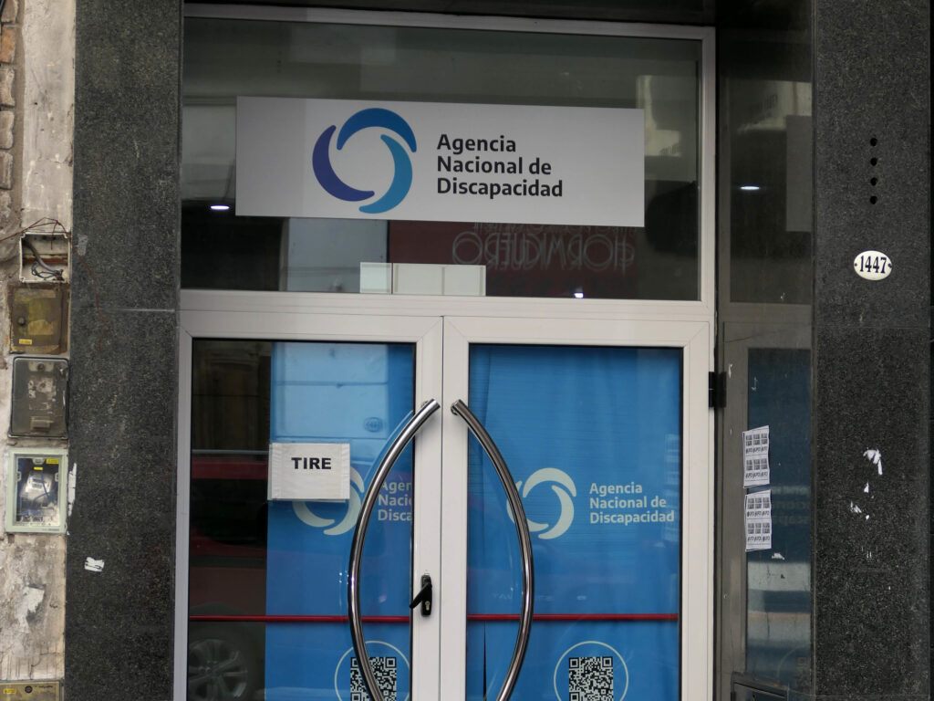 Puglelli repudió que la Agencia Nacional de Discapacidad haya cerrado las puertas.