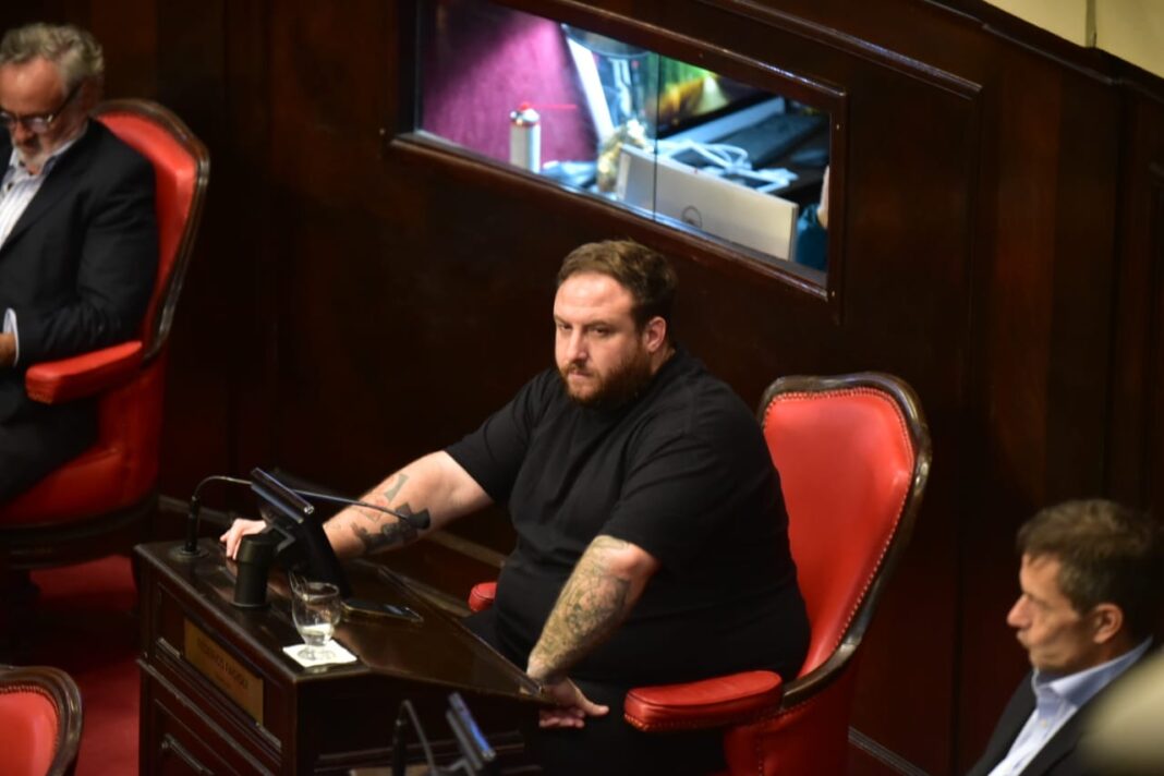 El senador de Grabois, Federico Fagioli, fue el único legislador que no votó a favor de suspender las PASO bonaerenses. La razón de la polémica decisión.
