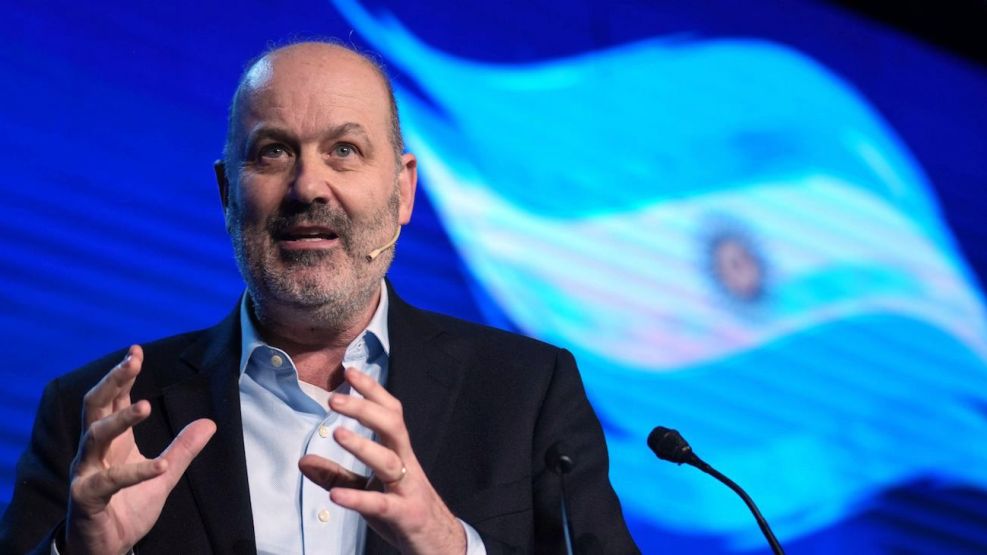 Federico Sturzenegger prepara una serie de anuncios vinculados a la decisión del Gobierno de profundizar el ajuste del Estado.