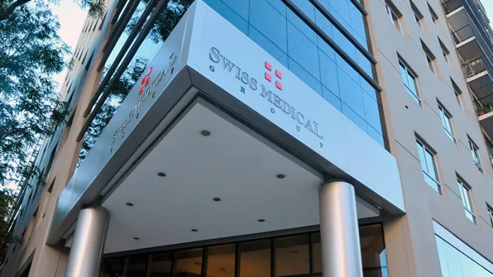Swiss Medical notificó a sus afiliados una suba del 3,7% en sus cuotas, al tiempo que adelantó un ajuste similar en los copagos.