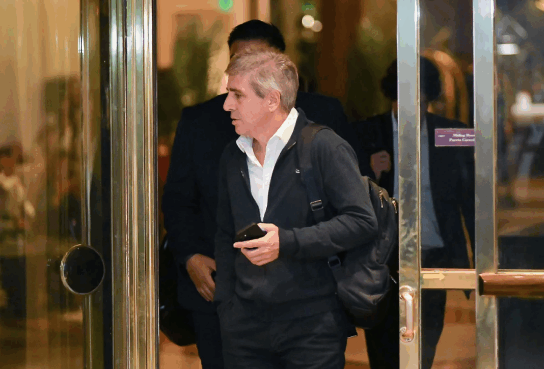 El ministro de Economía, Luis Caputo, emprende su viaje a Estados Unidos para participar de las Sesiones de Primavera del FMI.