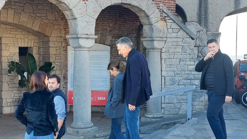 En su gira política por la provincia de Buenos Aires, Macri pasó por Mar del Plata y cargó contra los dirigentes comprados por Milei.