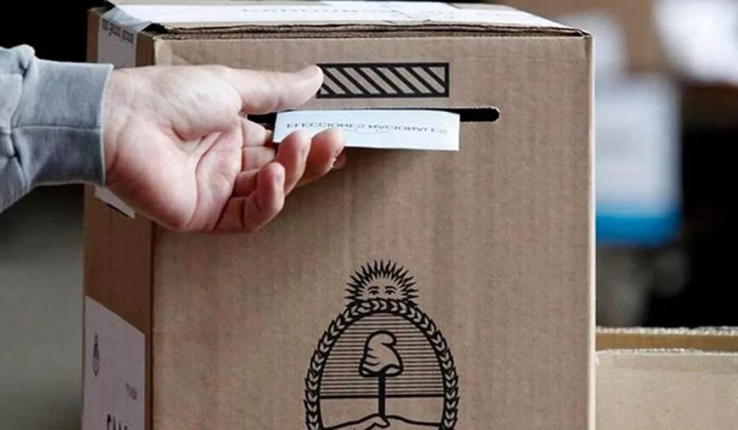 La Junta Electoral envió misivas a la Legislatura bonaerense por no haber actualizado los plazos de las elecciones provinciales. “Son imposibles de cumplir”, denunció.