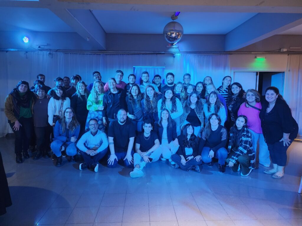 La presentación del programa de Neumann y la Juventud Radical, reunió a estudiantes, docentes, dirigentes sociales y vecinos de Bahía Blanca.