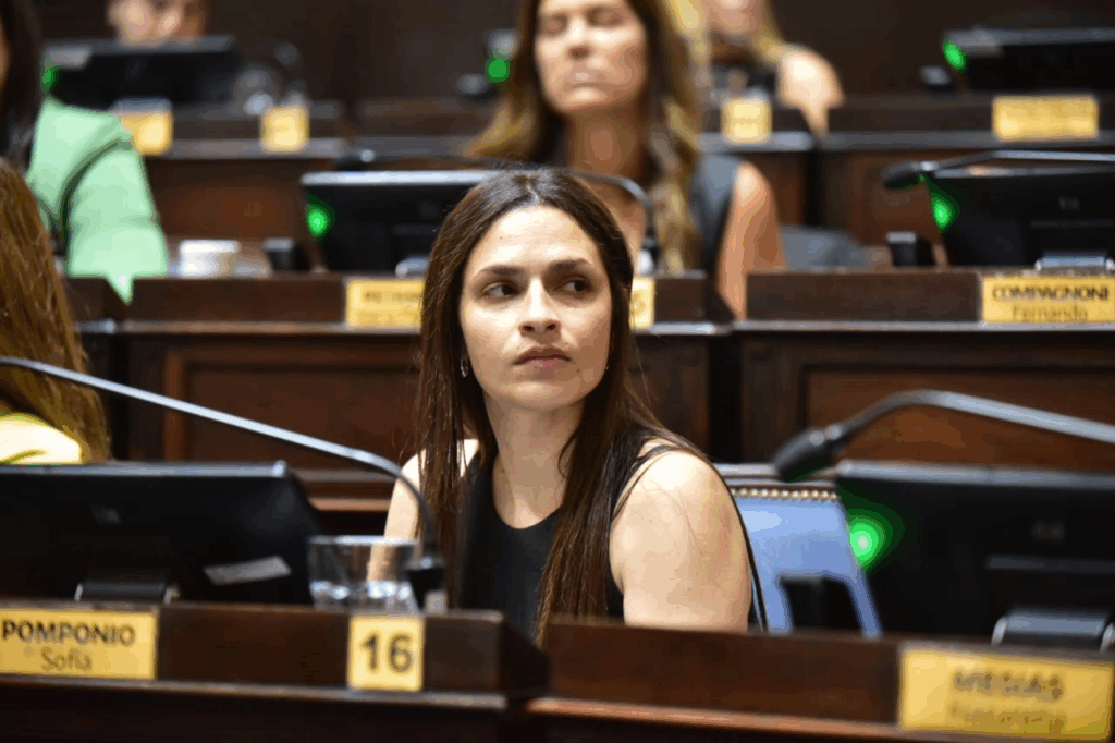 La diputada Sofía Pomponio pide reglamentar la ley que regula la tenencia de perros peligrosos.
