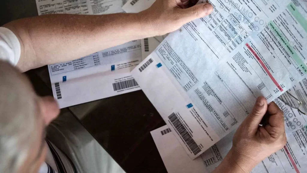 Distribuidoras eléctricas piden al gobierno de Axel  Kicillof aumentar las tarifas para regular deudas con CAMMESSA.  