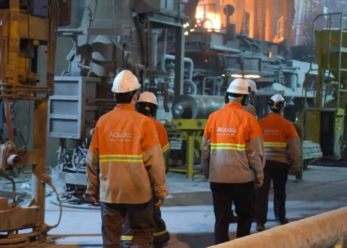 Acindar: este miércoles, los trabajadores llevarán a cabo un paro parcial, que comenzará a las 12 y se extenderá hasta las 15 horas.