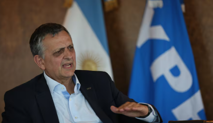 El CEO de YPF, Horacio Marín, indicó que no radicarán la planta de GNL en Río Negro.
