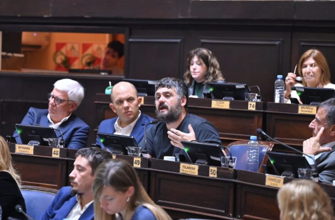 Un grupo de legisladores bonaerenses convocaron a una caravana hacia la casa de Cristina Kirchner en el marco del día de la lealtad peronista.