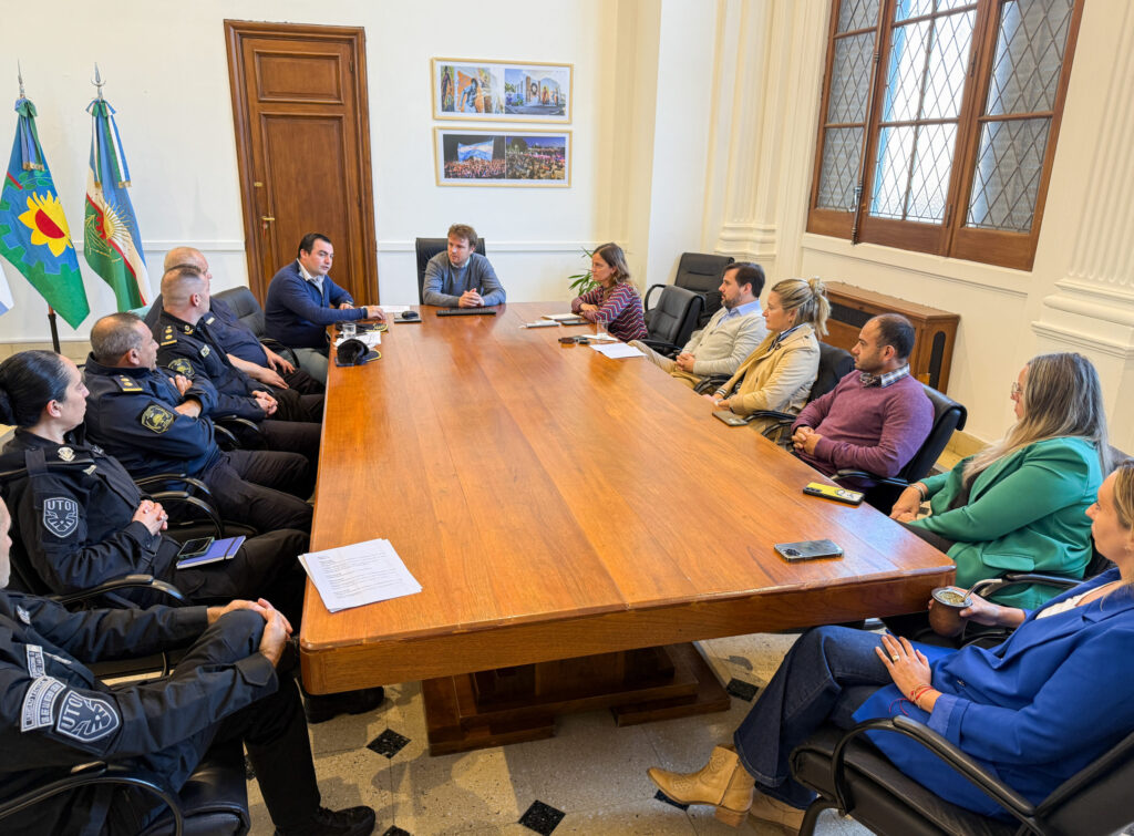 Esta semana, el intendente Maximiliano Wesner se reunió con autoridades y representantes del sector Seguridad.