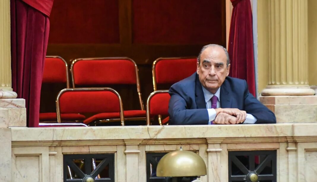 Sólo Guillermo Francos se presenta en el Congreso por el Caso Libra, Cúneo Libarona y Caputo responderán por escrito.