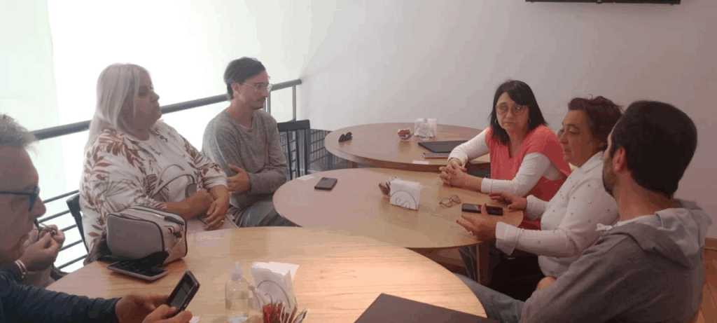 La senadora Eugenia Gil recorrió la Cuarta Sección Electoral donde charló con los vecinos sobre las problemáticas locales.
