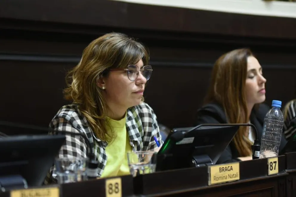 La diputada "lilita", Romina Braga, autora del proyecto de "Mujeres Cuidadoras".