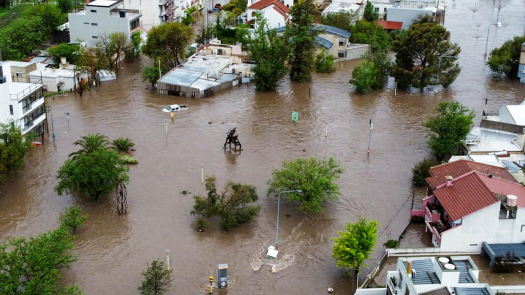 Balbín presentó un proyecto para que Provincia Seguros indemnice a los vecinos de Bahía Blanca afectados por la inundación del 7 de marzo.