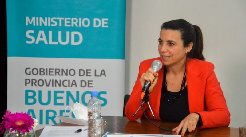 El diputado, Carlos Puglelli, presentó un proyecto de ley para resguardar la salud mental de los vecinos en el uso de la IA.
