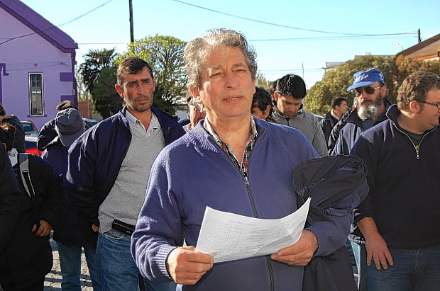 El secretario general de los municipales en Saavedra, Néstor Batista.