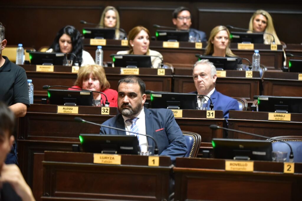 Unión Renovación y Fe lanzó su estructura bonaerense y anunció la unificación de los bloques bajo el lema: "Somos los verdaderos libertarios".