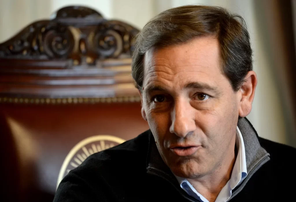 Elecciones bonaerenses: el exintendente de La Plata, Julio Garro, quiere meter un candidato como cabeza de lista.