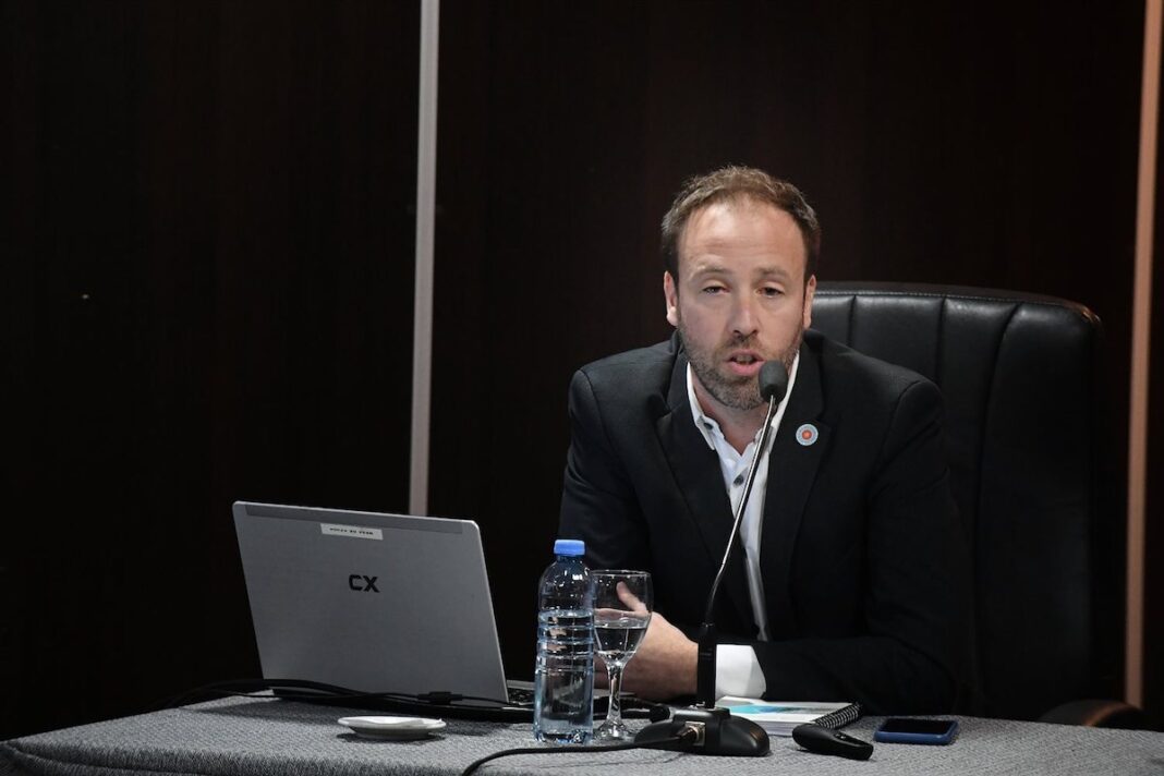 El ministro de Economía, Pablo López, estará este miércoles en la Legislatura bonaerense para defender el endeudamiento de Axel Kicillof.