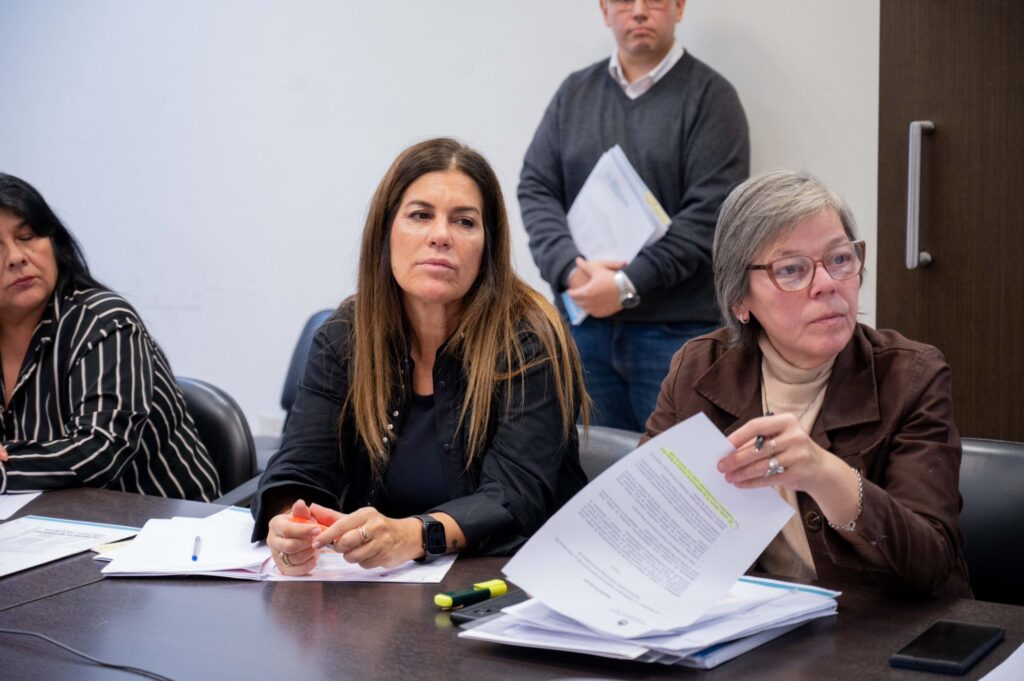El proyecto para crear el registro de escuelas comunitarias generó varios planteos por parte de la oposición.