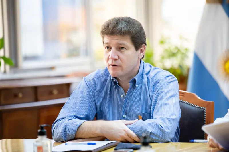 El gobernador de Tierra del Fuego, Gustavo Melella apuntó contra la baja de aranceles.