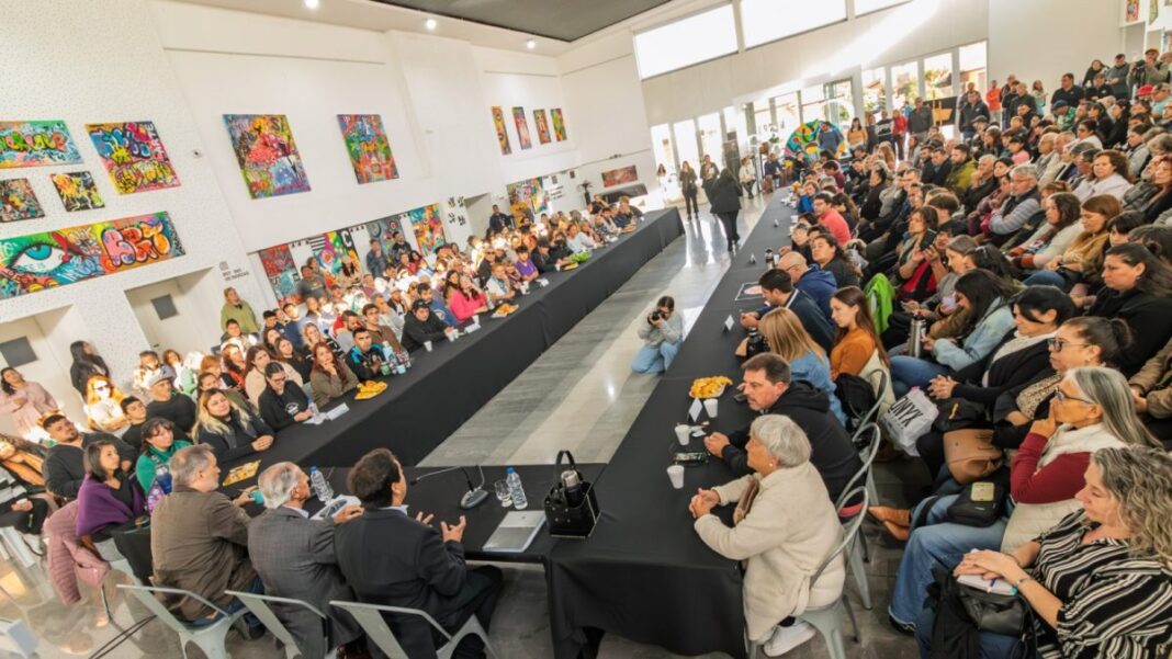Las autoridades de La Costa pusieron en marcha el Consejo Productivo Económico para fortalecer la economía del municipio.