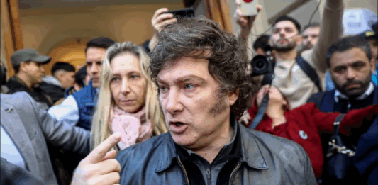 Javier Milei afirmó que el resultado de la elección en la CABA es “inapelable” y consideró que representa el “puntapié fundamental para pintar de violeta todo el país”.