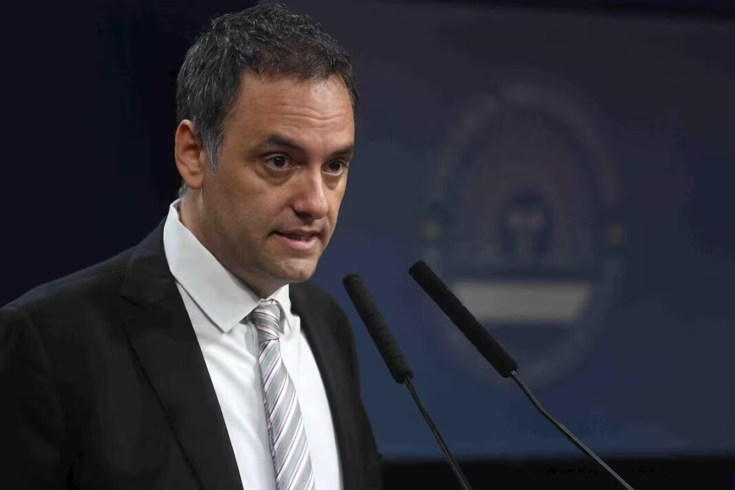 Adorni defendió el ajuste, confirmó su salida de la Vocería y advirtió sobre la moratoria previsional.