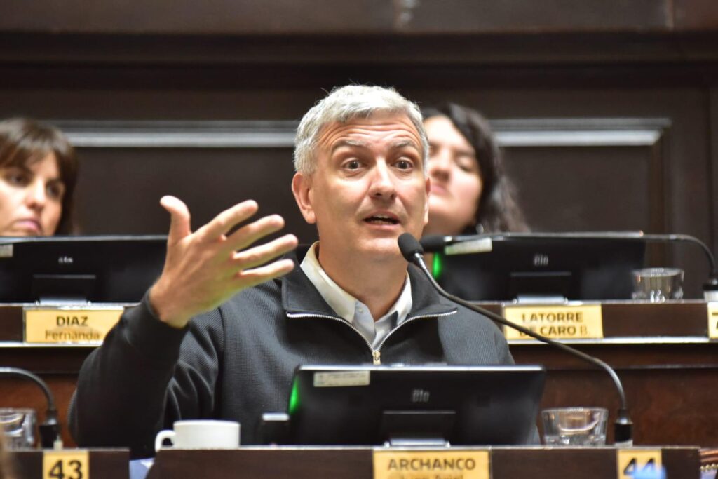 El diputado bonaerense de La Cámpora, Ariel Archanco, respaldó la candidatura de Cristina Kirchner y pidió la "unidad del peronismo" para las elecciones 2025.