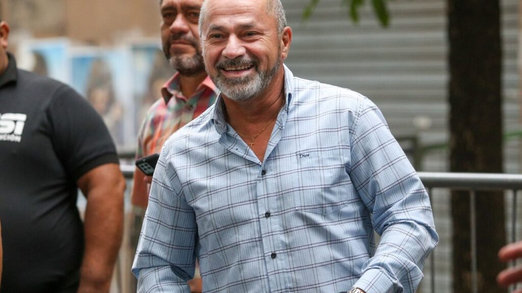 El histórico intendente de Ensenada, Mario Secco, necesita de las reelecciones indefinidas para extender su Gobierno.