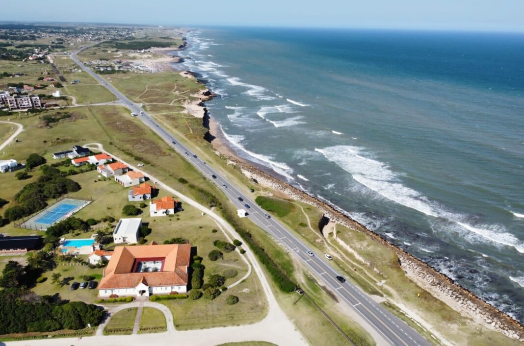 La Cámara de Diputados aprobó en comisiones el proyecto de Germán Di Cesare para crear el corredor turístico gastronómico “Ruta del Mar”.