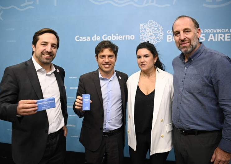 Kreplak y Kicillof lanzaron el programa Medicamentos Bonaerenses.