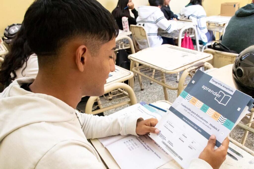 Los educadores advierten por las consecuencias de los flojos resultados de las Pruebas Aprender en los estudiantes que pasan a secundaria.