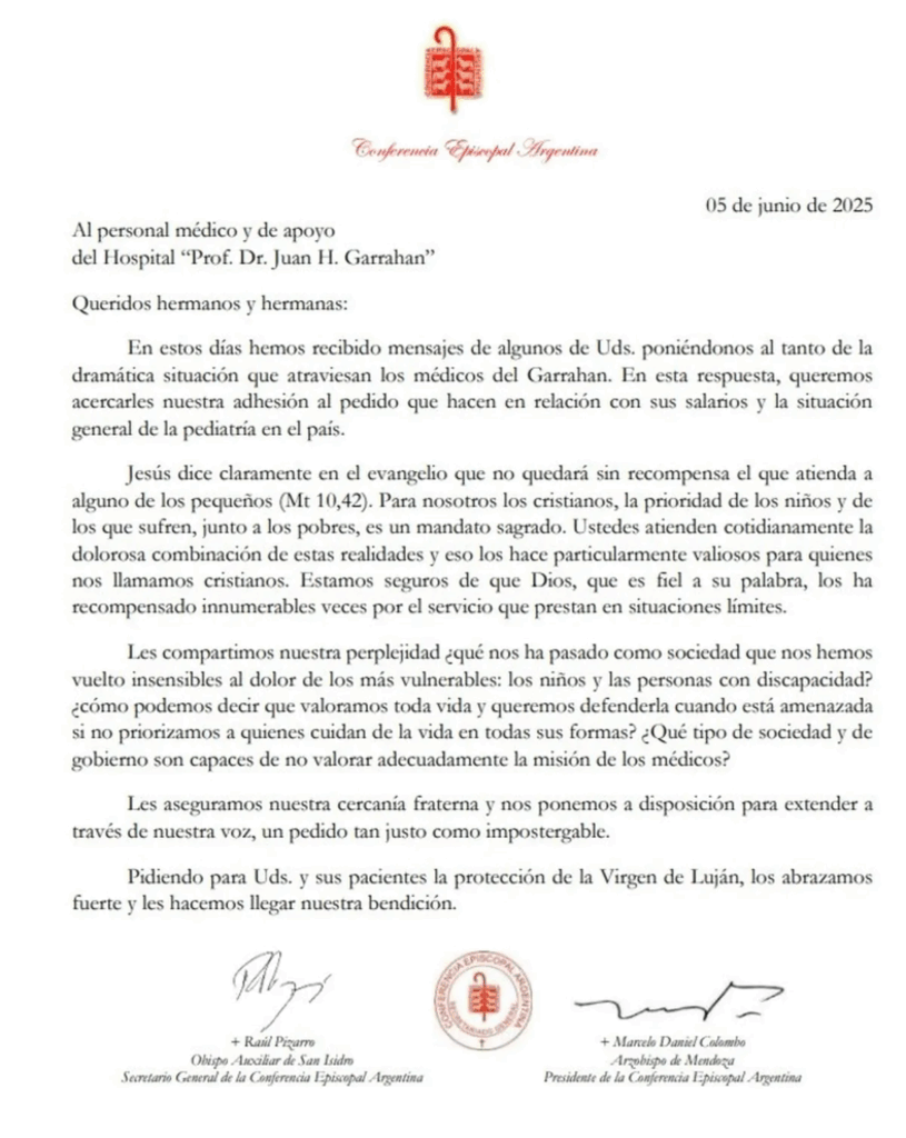 Obispos respaldaron a los trabajadores del Hospital Garrahan.