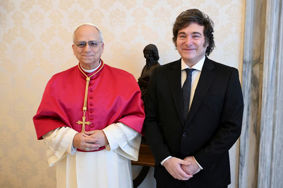 El presidente Javier Milei se reunió con León XIV y el papa le confirmó que visitará la Argentina.