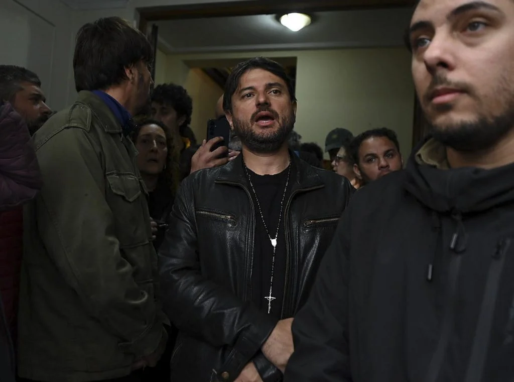 La senadora bonaerense de La Libertad Avanza respaldó la detención de Grabois: "Fue para que cese el delito". 