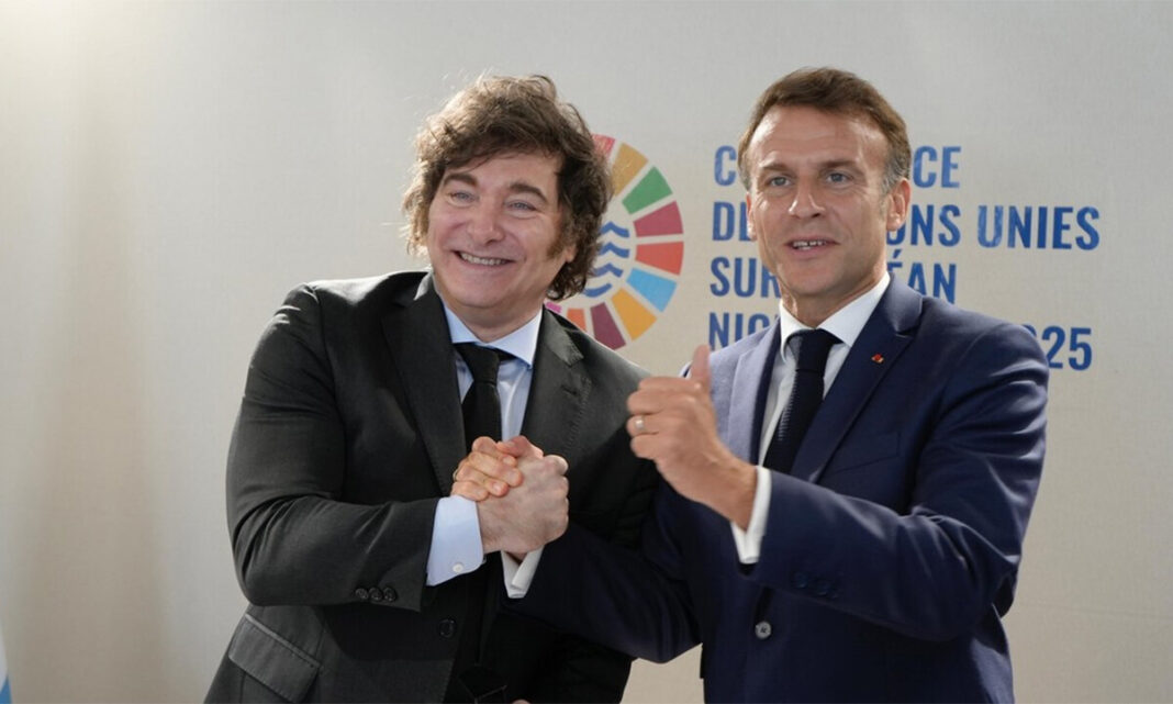 Javier Milei y Emmanuel Macron se reunieron en Niza en el marco de la Conferencia de los Océanos de las Naciones Unidas.