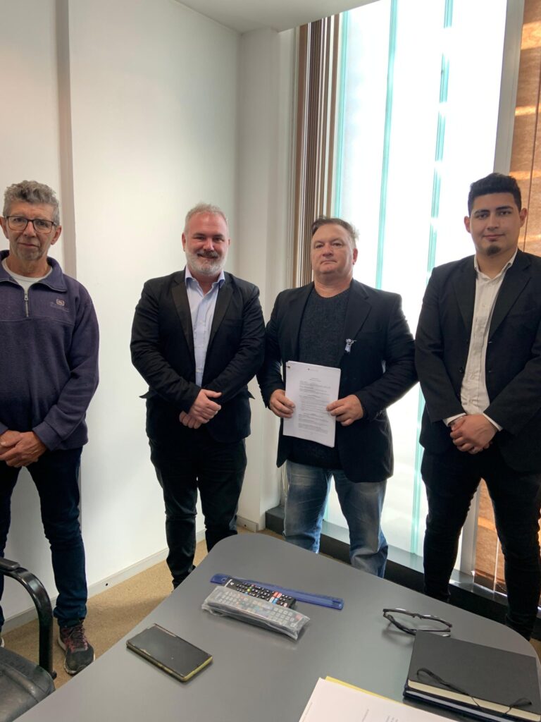 Pascual se reunió con propietarios bonaerenses para avanzar en el armado de un proyecto de desalojo express.