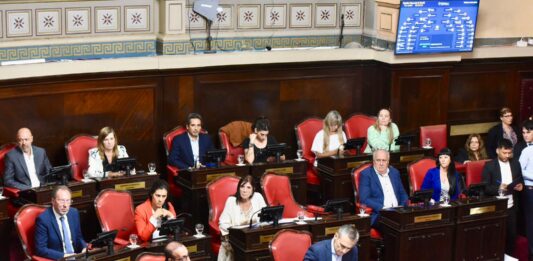 El peronismo terminó por suspender las actividades del Senado bonaerense por la condena contra Cristina Kirchner. Para cuándo se pasa la sesión.