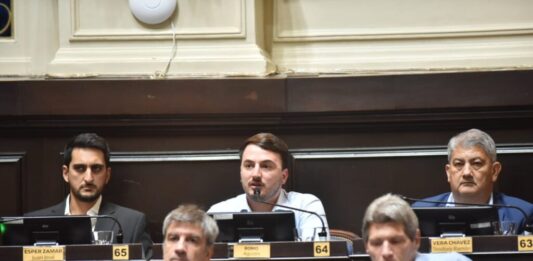 Diputados y senadores bonaerenses de La Libertad Avanza salieron a festejar el 1,5% de la inflación de mayo, la más baja desde el mismo mes pero del 2020.