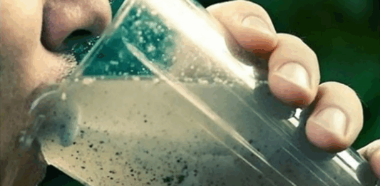 El diputado bonaerense, Fabián Luayza, le exige detalles al Gobierno de Axel Kicillof sobre la calidad del agua destinada al consumo humano.