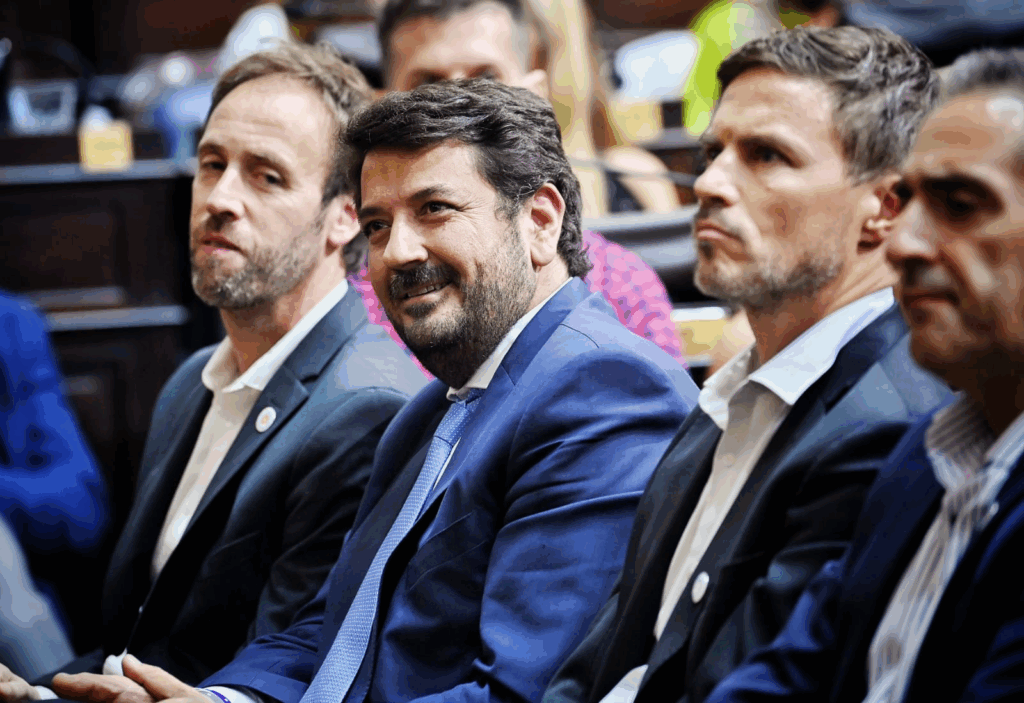 Funcionarios del gabinete de Kicillof llamaron a movilizarse a Comodoro Py el próximo miércoles para acompañar a Cristina Kirchner.