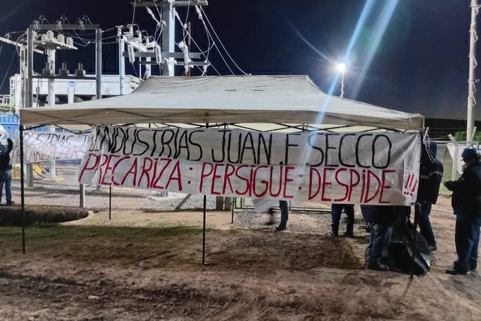 El conflicto en Industrias Secco se remonta hacia varias semanas atrás cuando fueron despedidos 30 empleados del área de Emergencias.