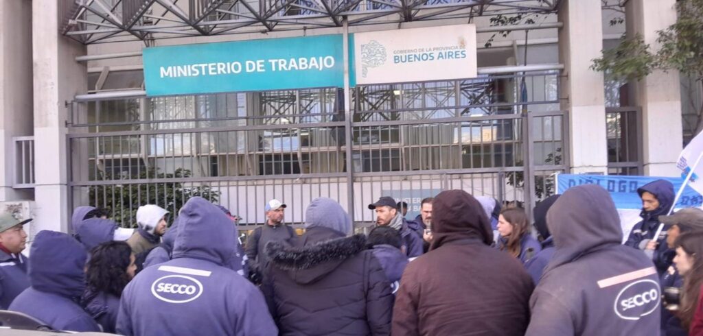 Despidos en Industrias Secco: desde el inicio del gobierno de Javier Milei, se perdieron más de 115 mil puestos de trabajo.