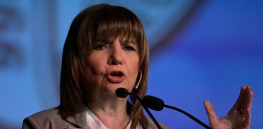 La ministra de Seguridad, Patricia Bullrich, aseguró que la marcha por Cristina Kirchner tuvo sólo 48.000 asistentes, y reveló la cantidad de custodios que tiene la expresidenta.