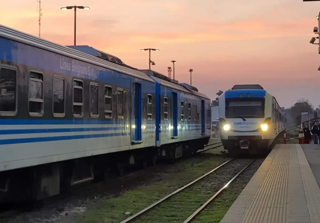 El servicio Belgrano Sur reporta demoras en el servicio durante este lunes.