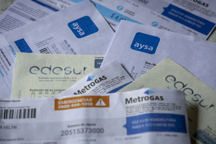 Desde la asunción de Javier Milei en diciembre del 2023, el costo de la canasta de servicios públicos en el AMBA se incrementó un 561%.